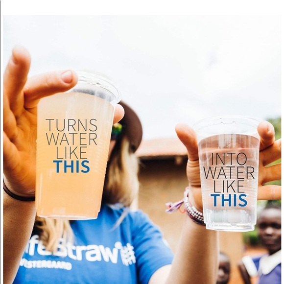 LifeStraw Personal Water Filter for Hiking Camping - Picture 4 of 5